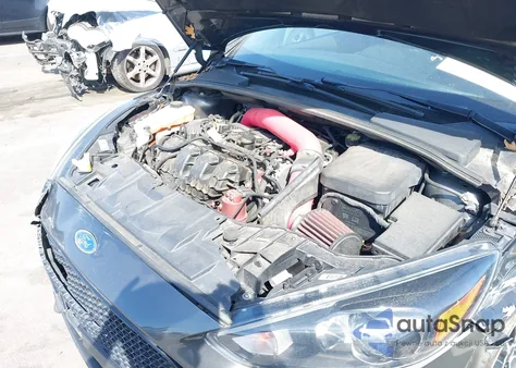 2016 Ford Focus St from USA, damaged, VIN 1FADP3L94GL241194